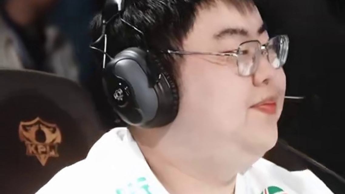 重庆狼队小胖获得2025KPL夏季赛常规赛第七周最佳选手的简单介绍
