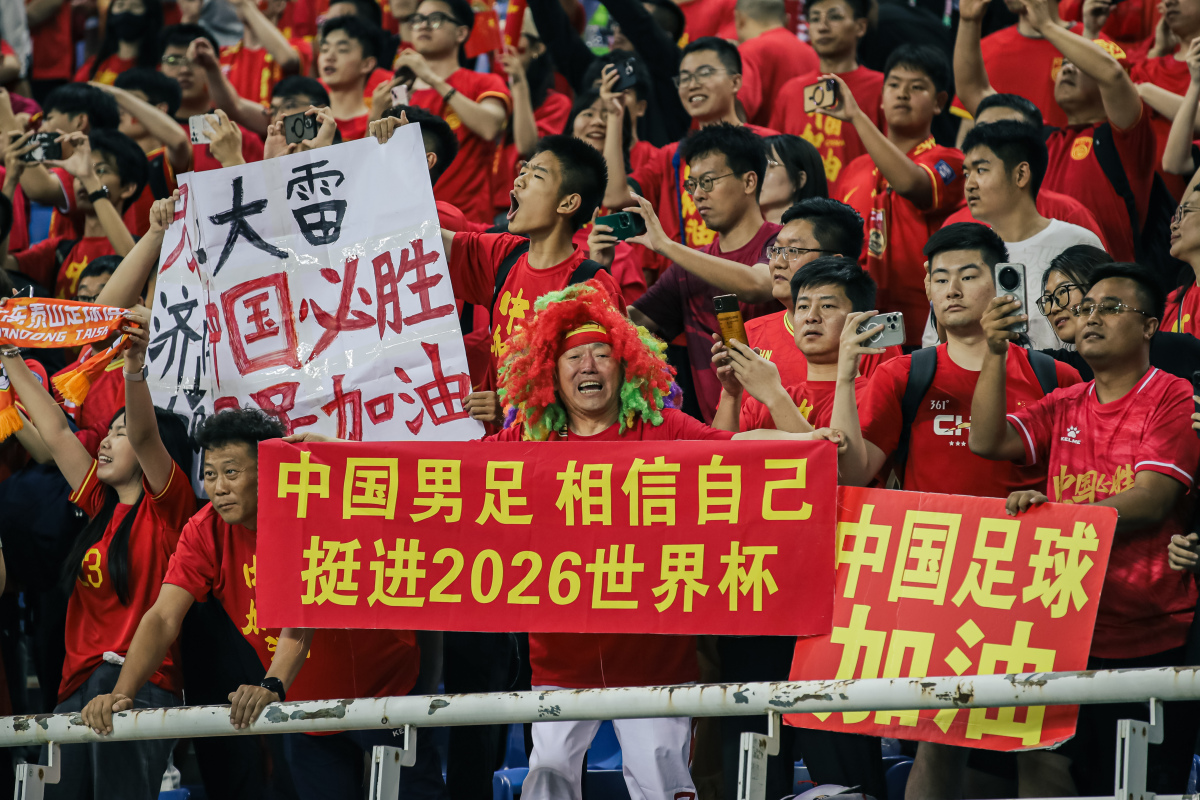 中国足球最“穷”赞助商：我没有滔天的背景，借了5000块钱才过的年的简单介绍